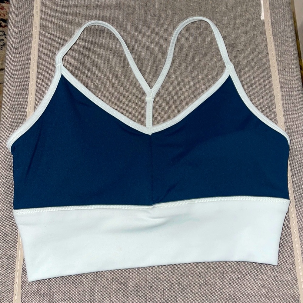 GAIAM Sports Bra